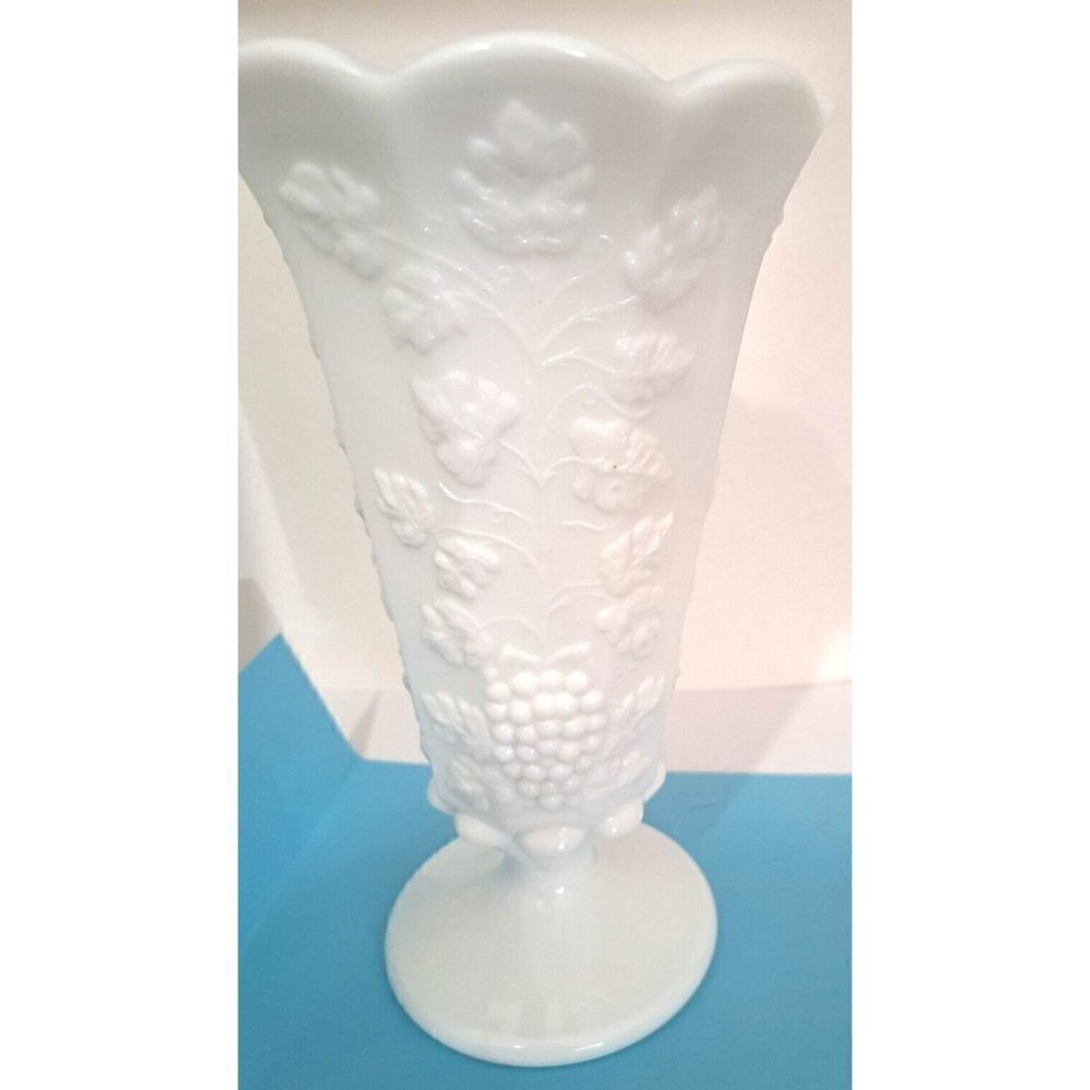 Vintage Westmoreland 9" Milk Glass Grapes Paneled Vase Pedestal Ruffle Rim